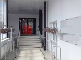 Бизнес-центр На Добролюбова 1